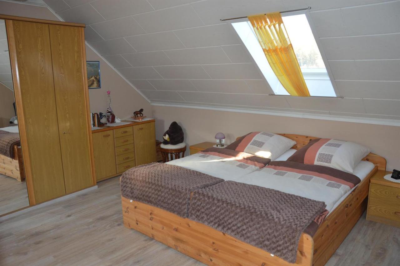 Ferienwohnung Auszeit Waxweiler Zewnętrze zdjęcie